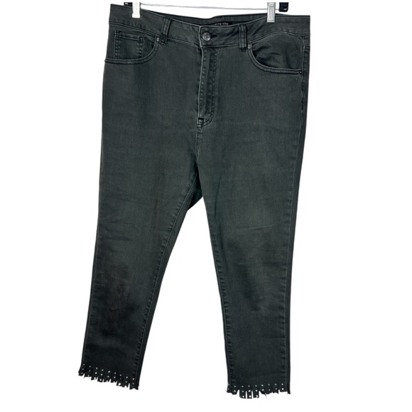 Elliot & Vine Gray Denim High Rise Ankle Cropped Jeans with Frayed Hem women  12 - Picture 1 of 13